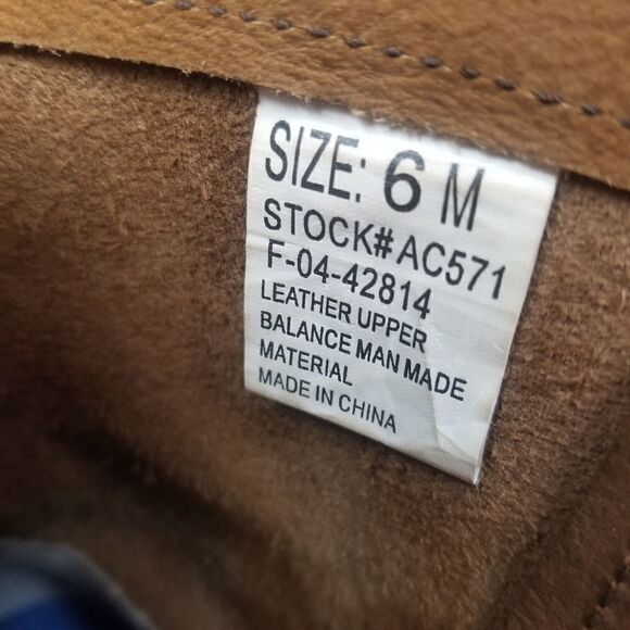 Tannish Brown ACME Leather Lace Up Boots for Women. SIZE 6M. Good condition. - Picture 6 of 16